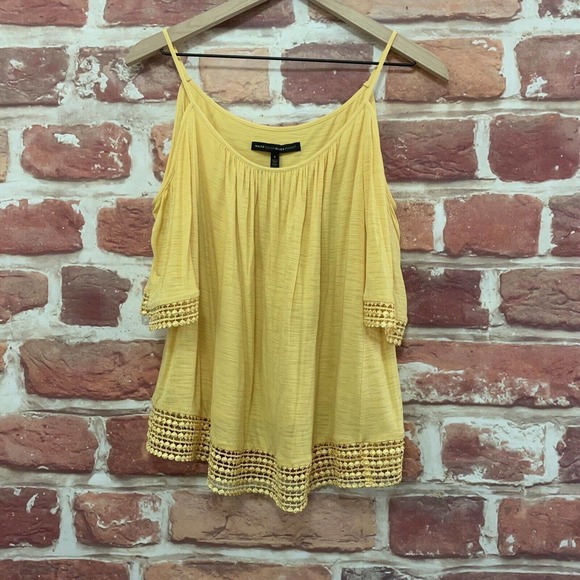 White House Black Market Tops - White House Black Market Top Shirt Women's Yellow Boho Embroidered Accent Trim